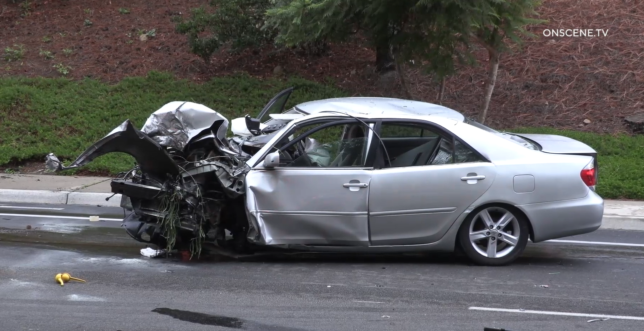Detail Images Of Car Crashes Nomer 57