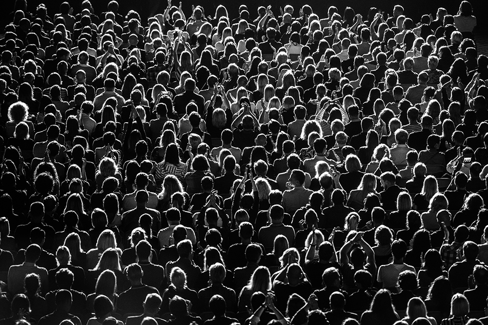 Detail Images Of Crowds Nomer 40