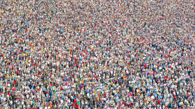 Detail Images Of Crowds Of People Nomer 11