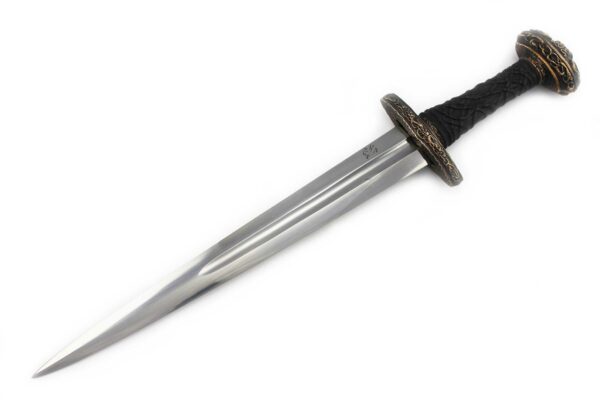 Detail Images Of Daggers Nomer 24