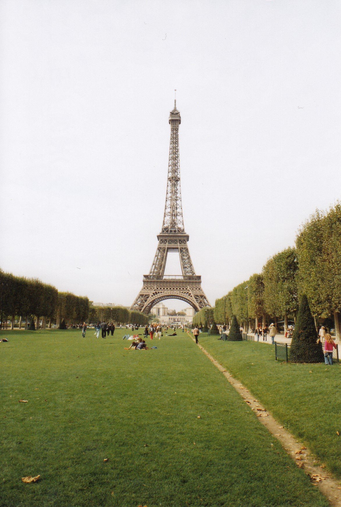 Detail Images Of Eiffel Tower Nomer 14