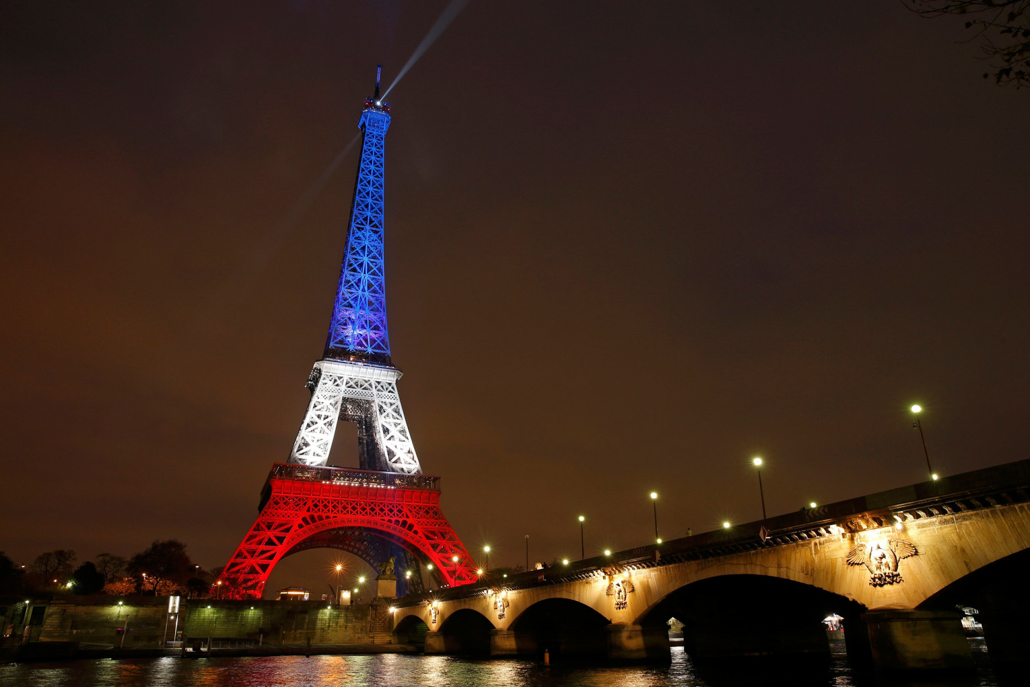 Detail Images Of Eiffel Tower Nomer 53