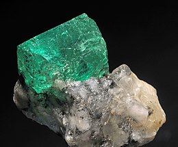 Detail Images Of Emerald Stone Nomer 35