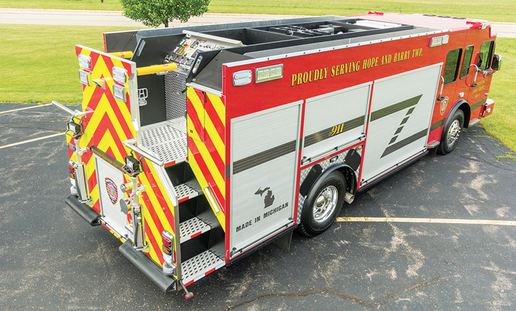 Detail Images Of Fire Trucks Nomer 43