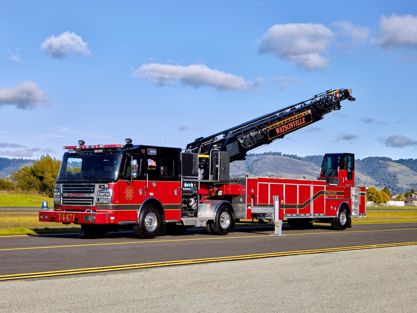 Detail Images Of Fire Trucks Nomer 8