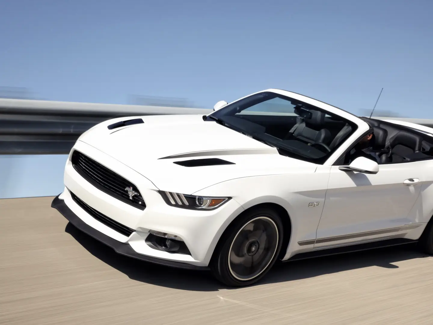 Detail Images Of Ford Mustang Nomer 44