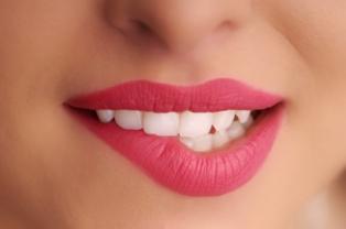 Detail Images Of Lips With Lipstick Nomer 14