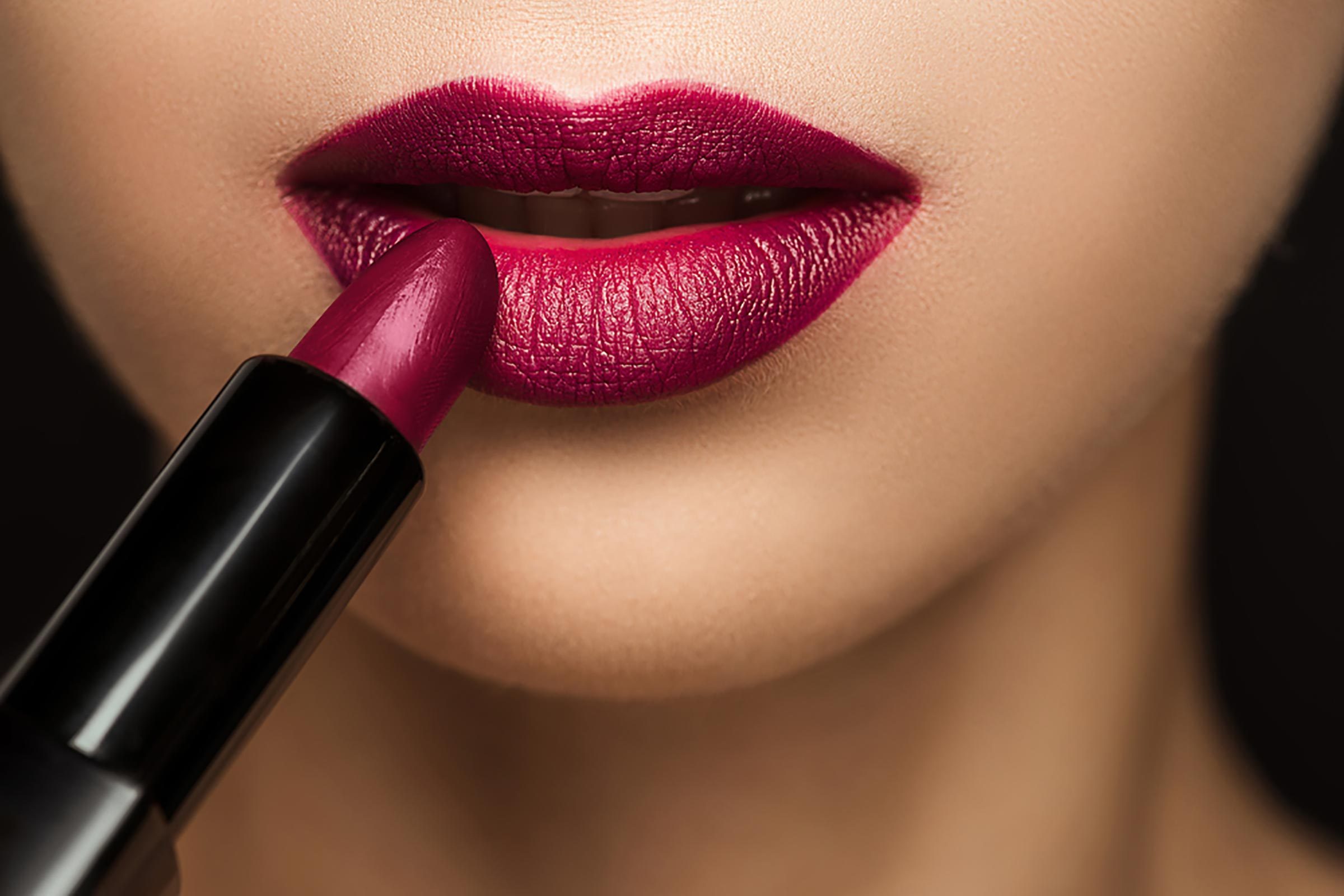 Detail Images Of Lips With Lipstick Nomer 10