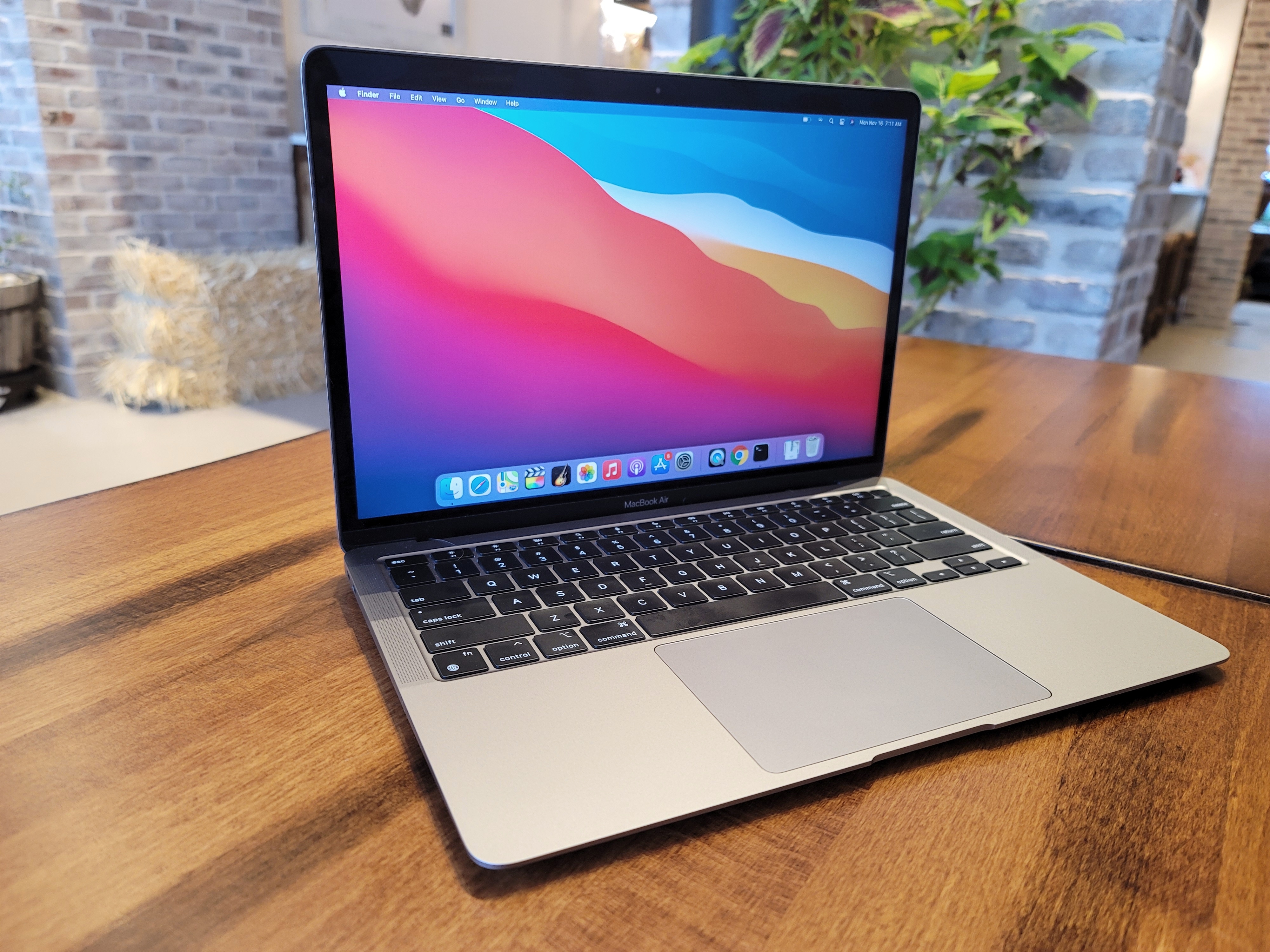 Detail Images Of Macbook Air Nomer 3