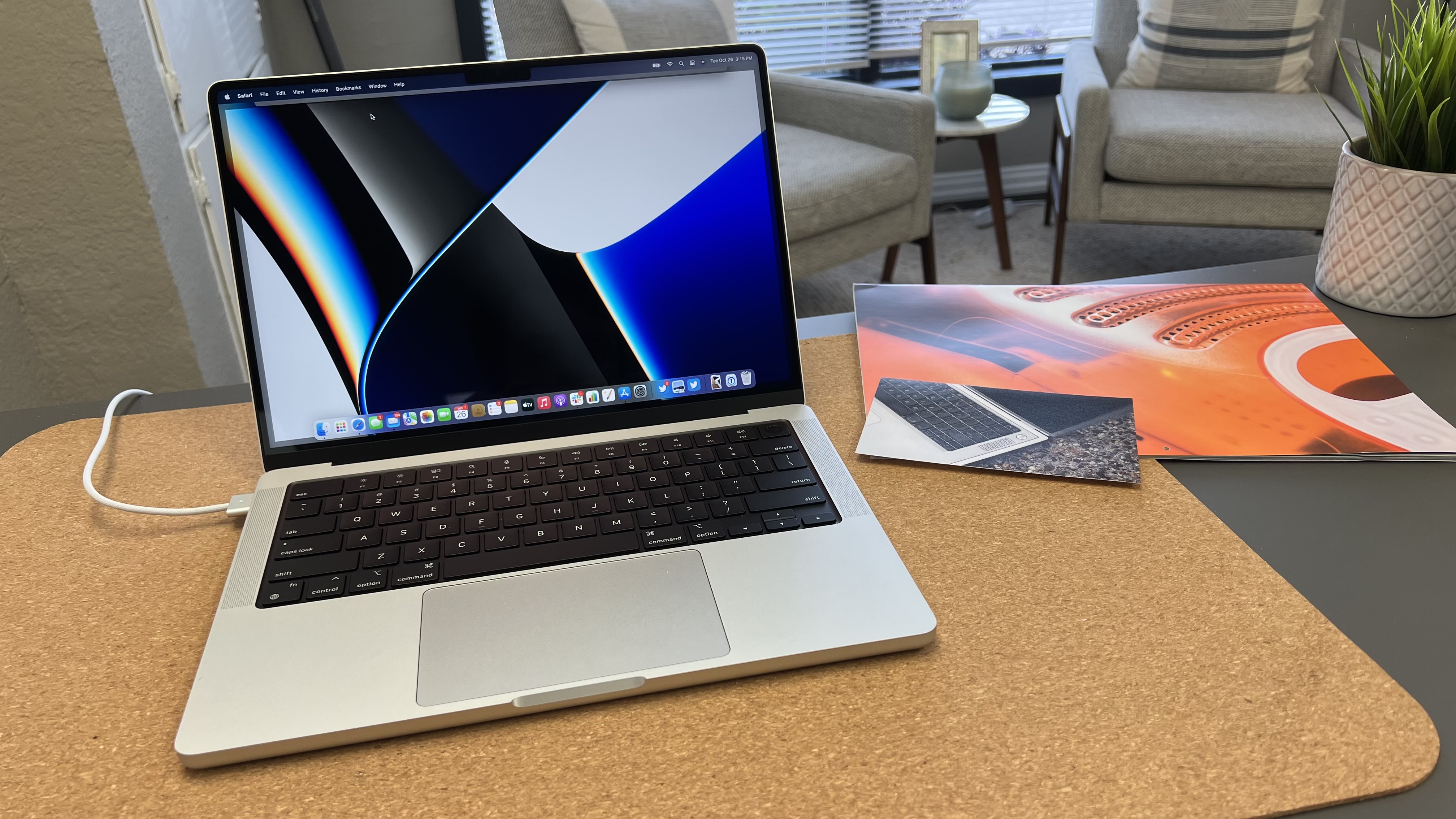 Detail Images Of Macbook Pro Nomer 36