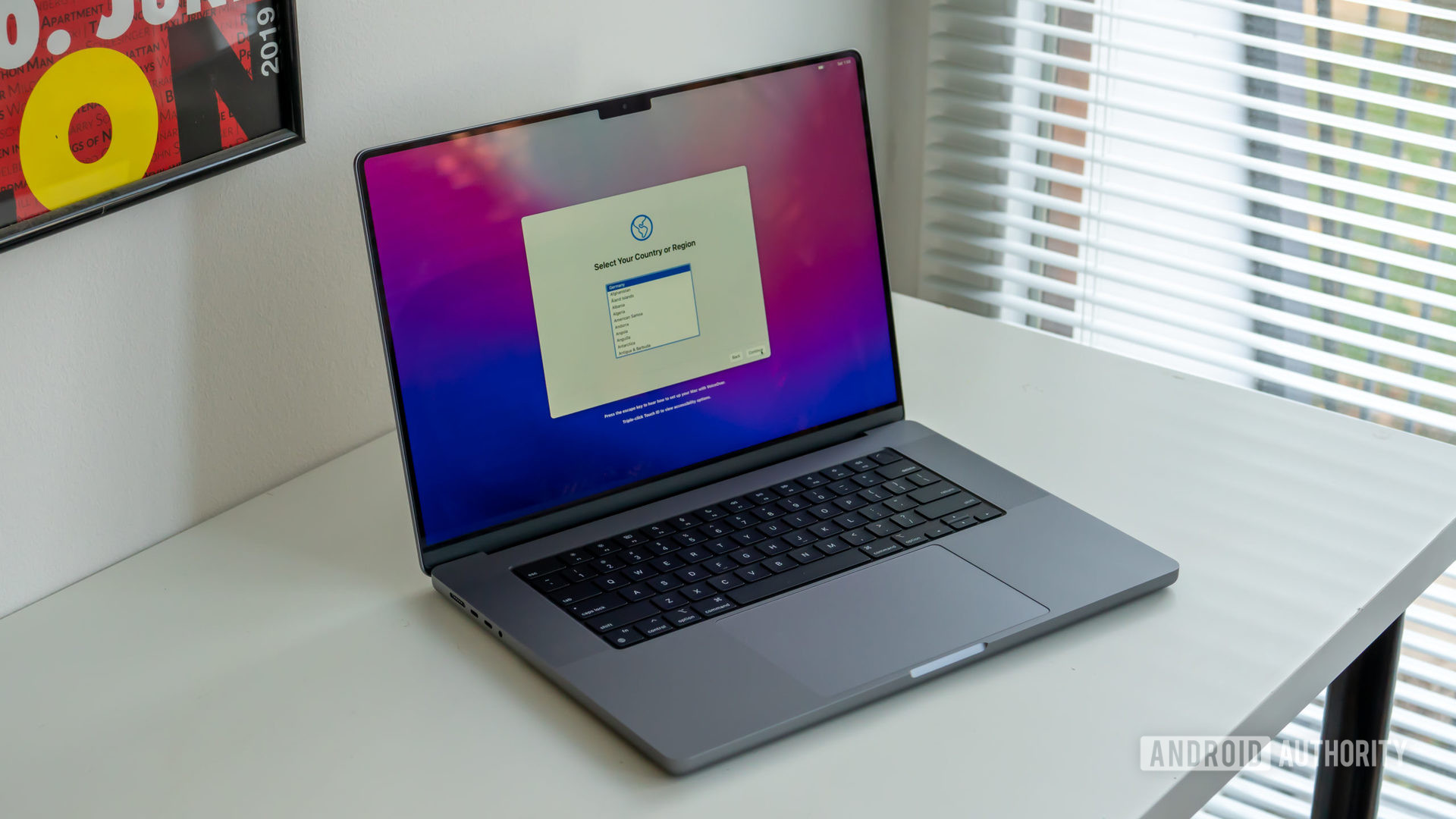 Detail Images Of Macbook Pro Nomer 55