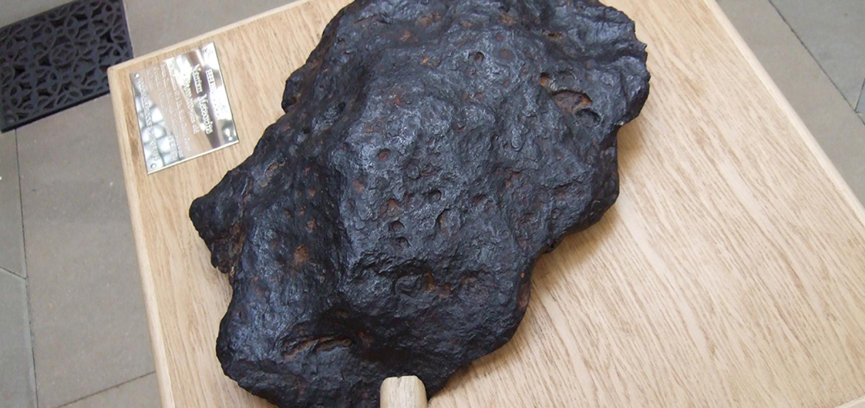 Detail Images Of Meteorite Nomer 48