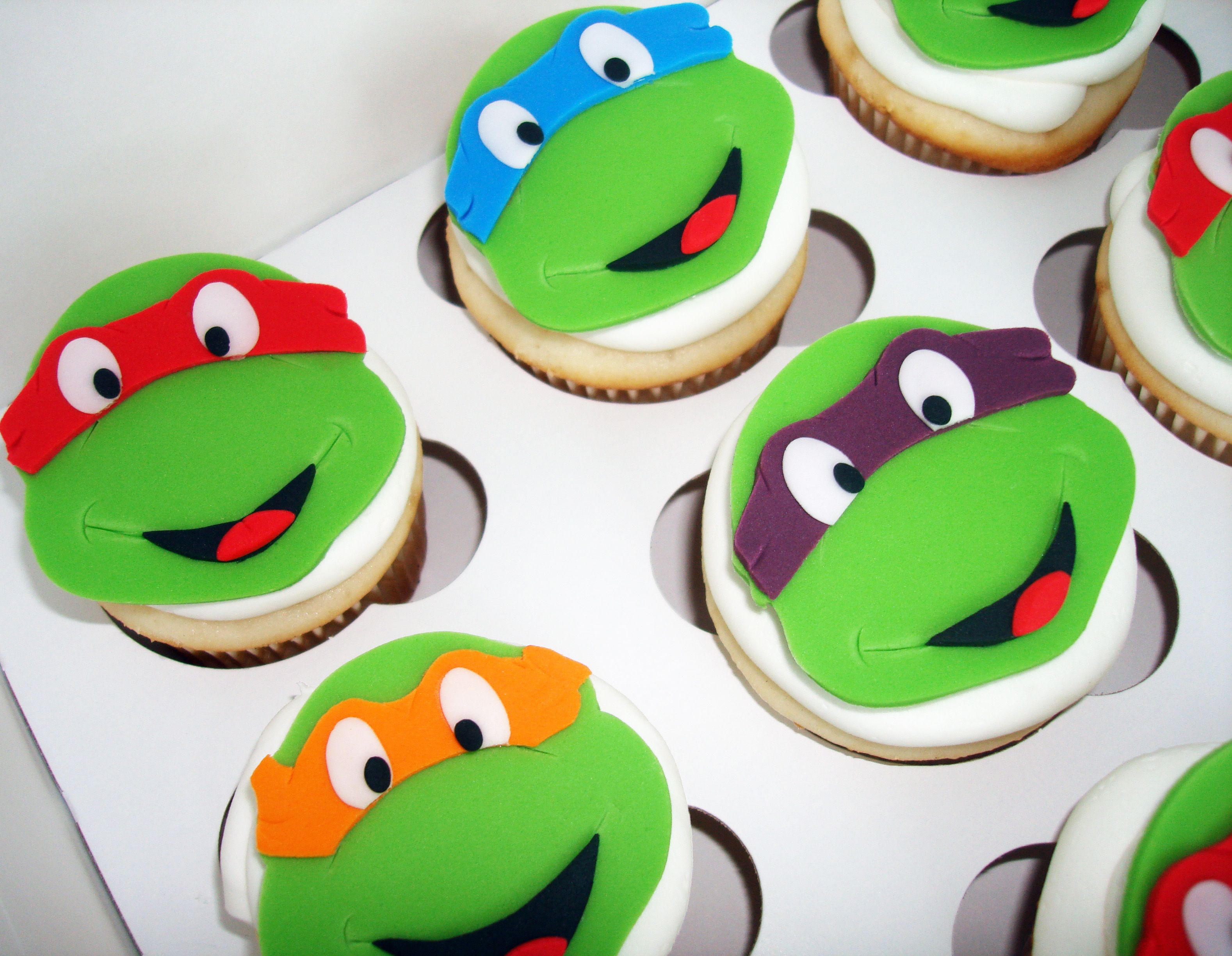 Detail Images Of Ninja Turtle Cakes Nomer 29