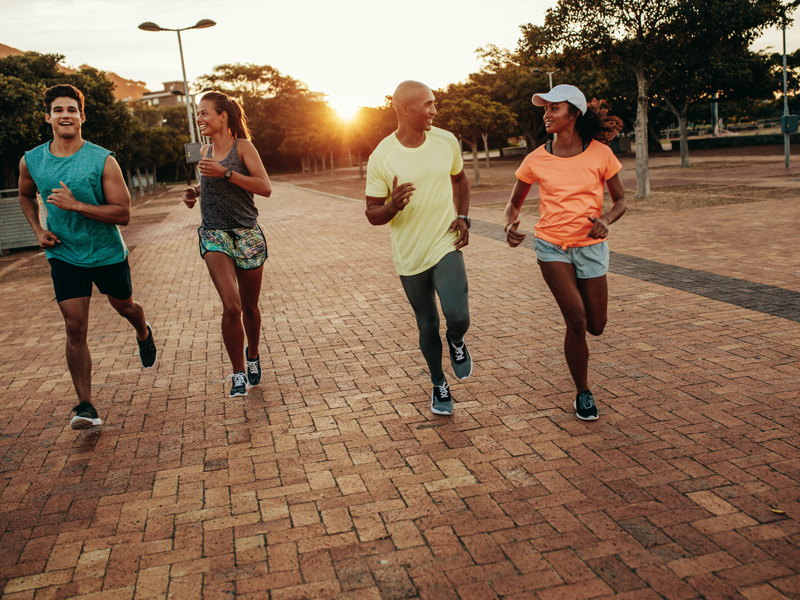 Detail Images Of People Running Nomer 20
