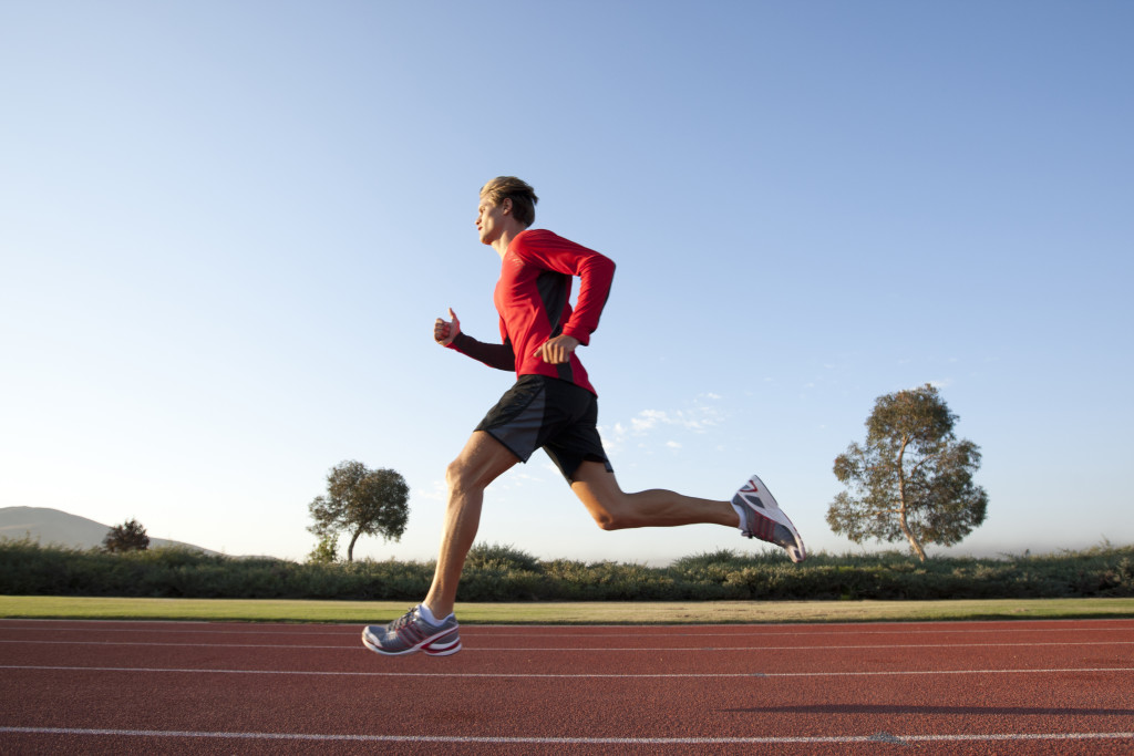 Detail Images Of People Running Nomer 35