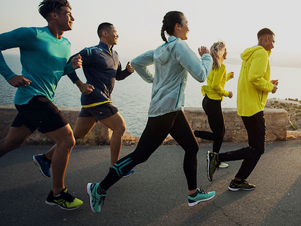 Detail Images Of People Running Nomer 7
