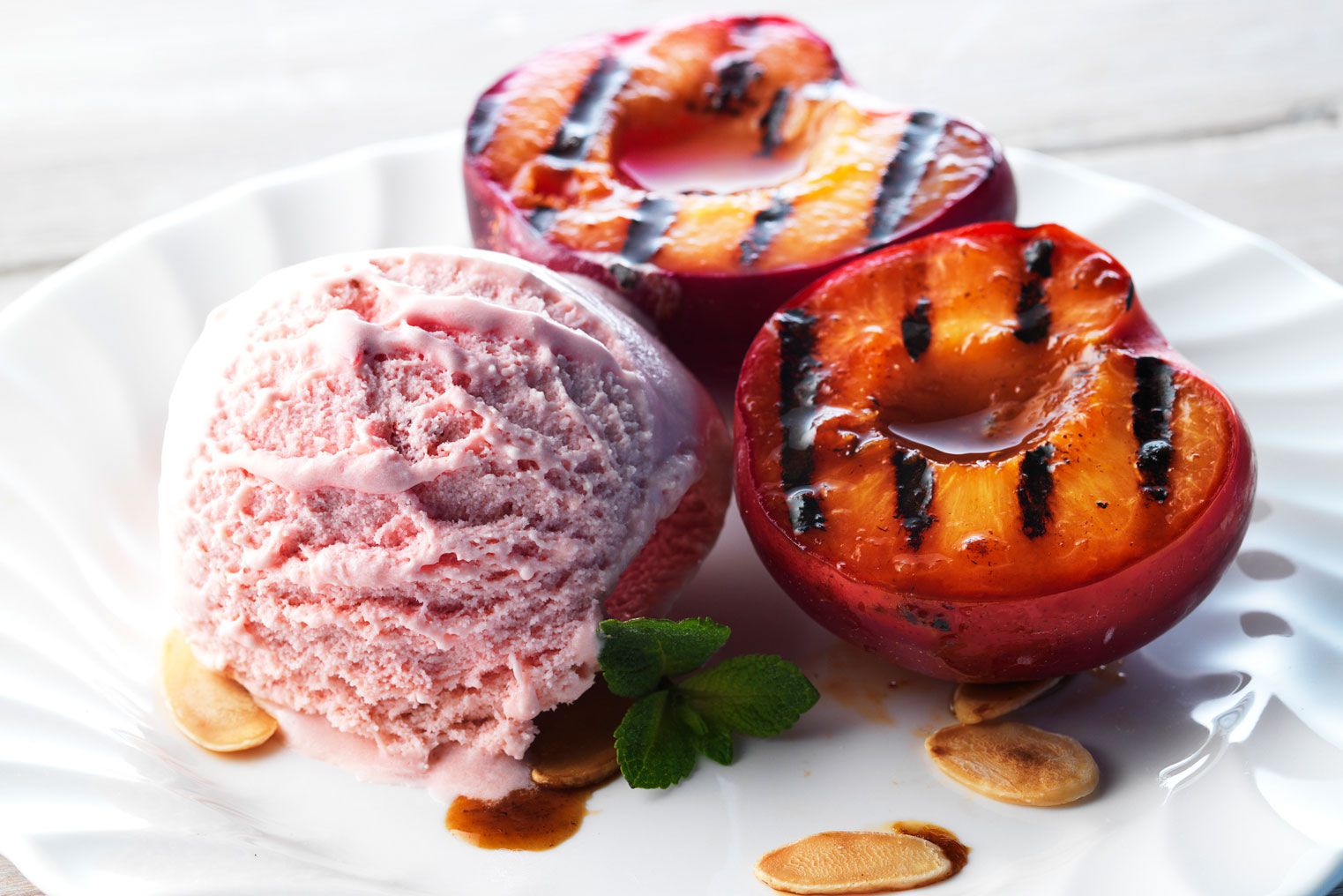 Detail Images Of Plums Nomer 41