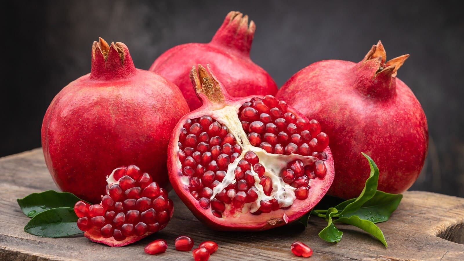 Detail Images Of Pomegranate Fruit Nomer 22