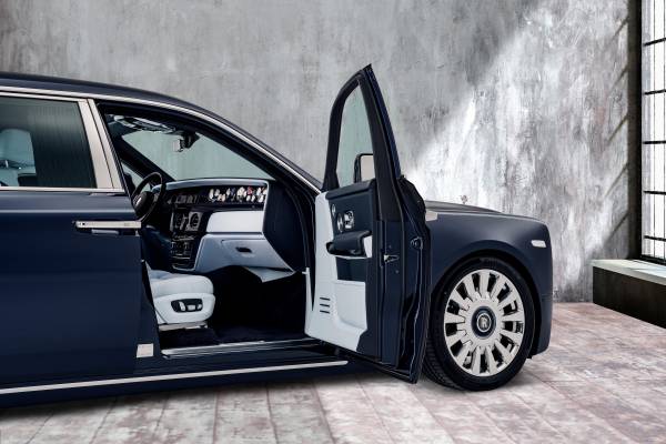 Detail Images Of Rolls Royce Car Nomer 39