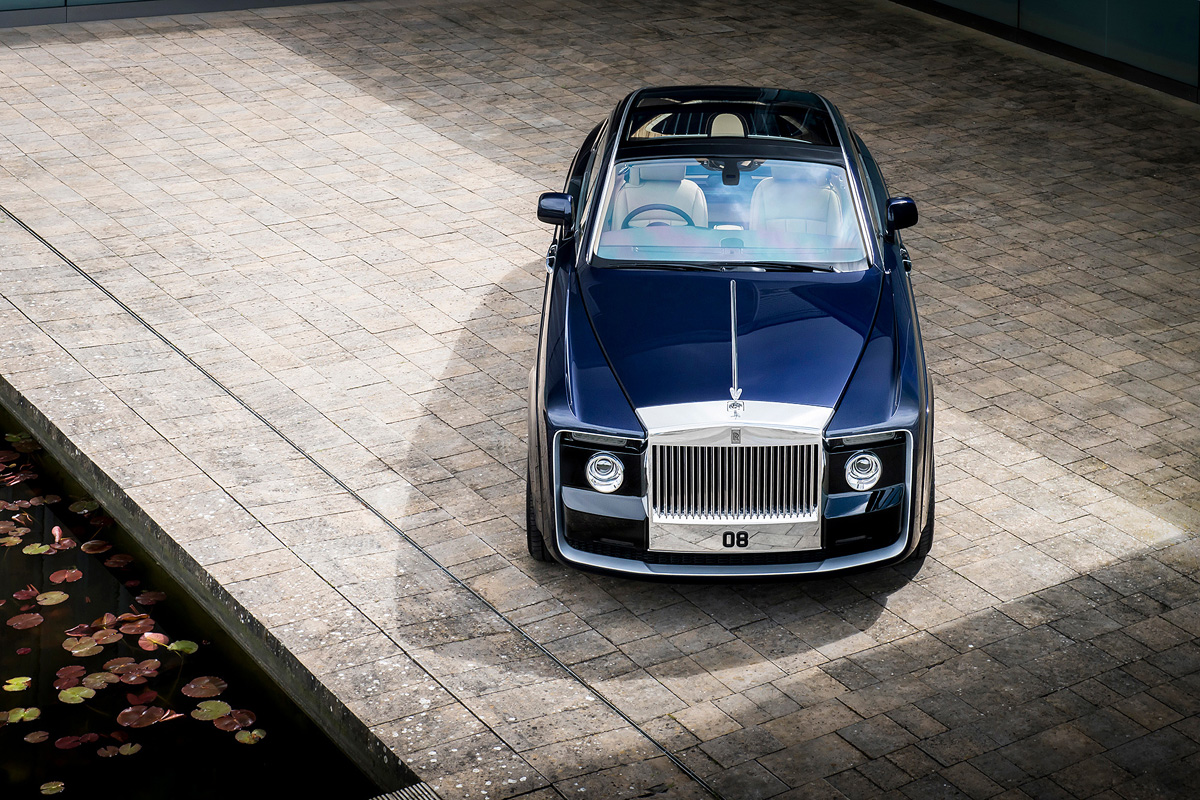 Detail Images Of Rolls Royce Car Nomer 46