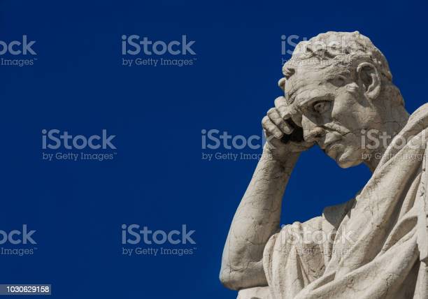 Detail Images Of The Thinking Man Nomer 51