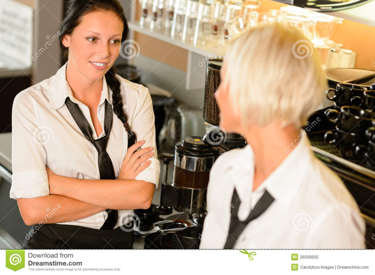Detail Images Of Waitresses Nomer 3