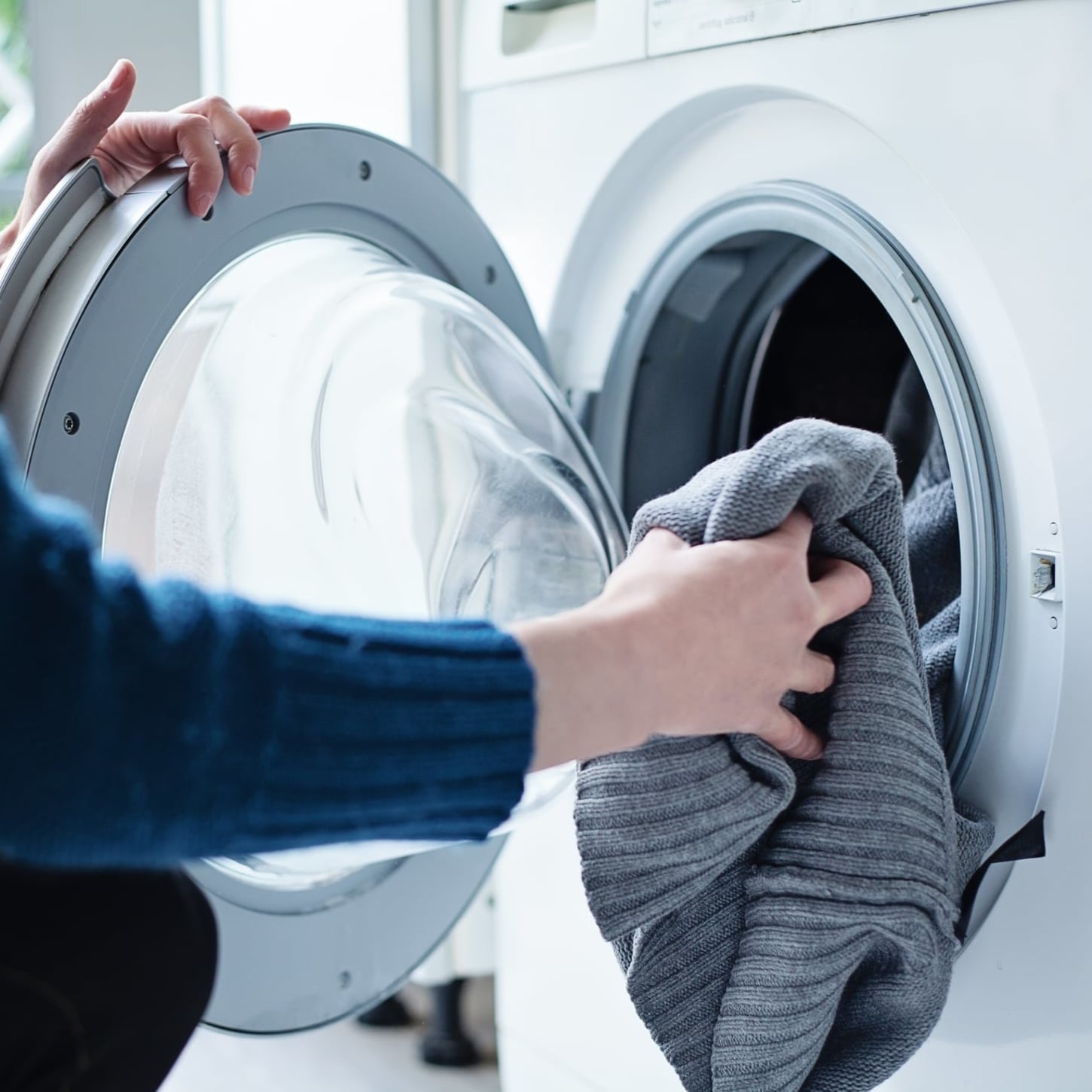 Detail Images Of Washing Clothes Nomer 16
