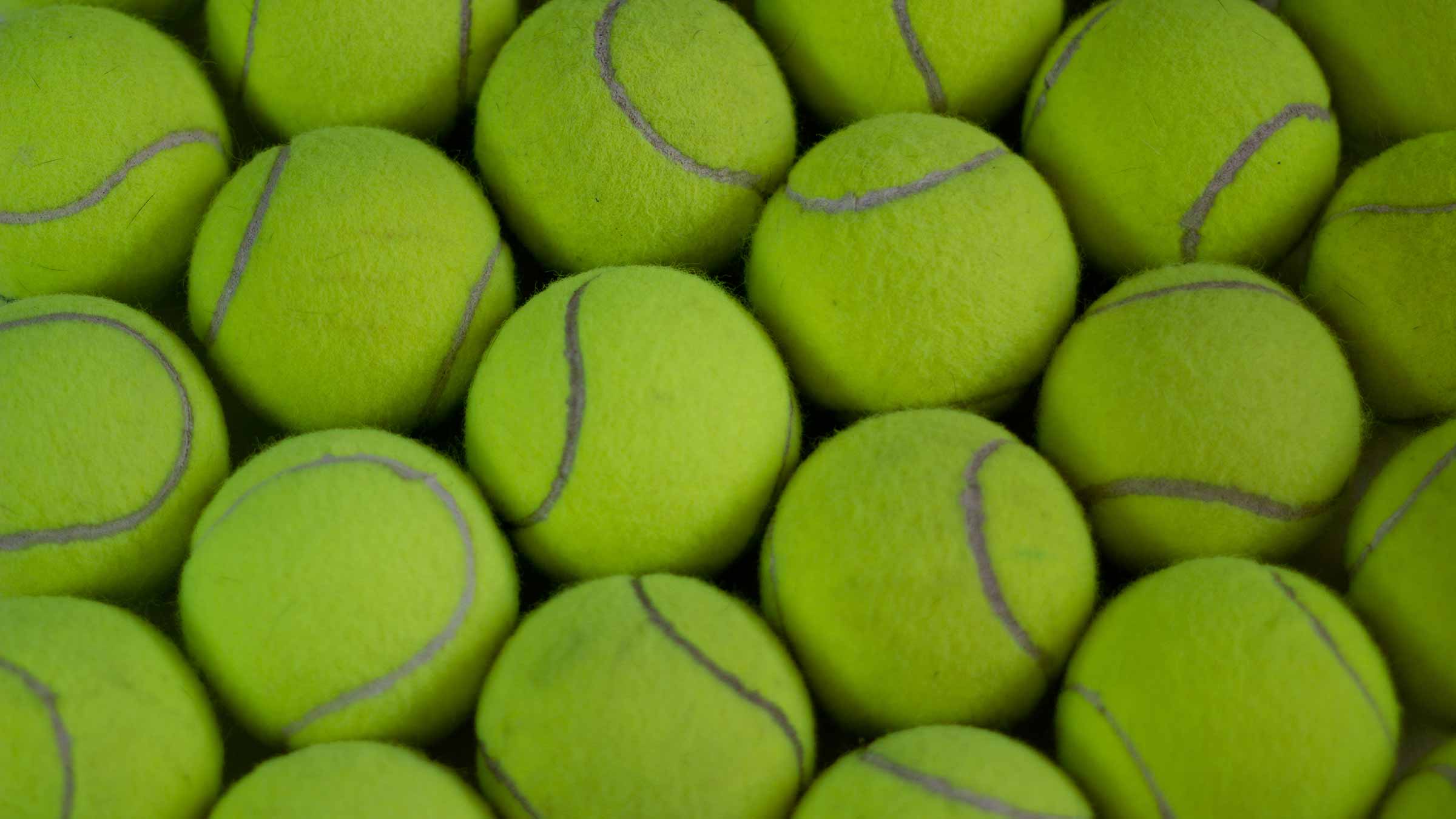 Detail Images Tennis Ball Nomer 43