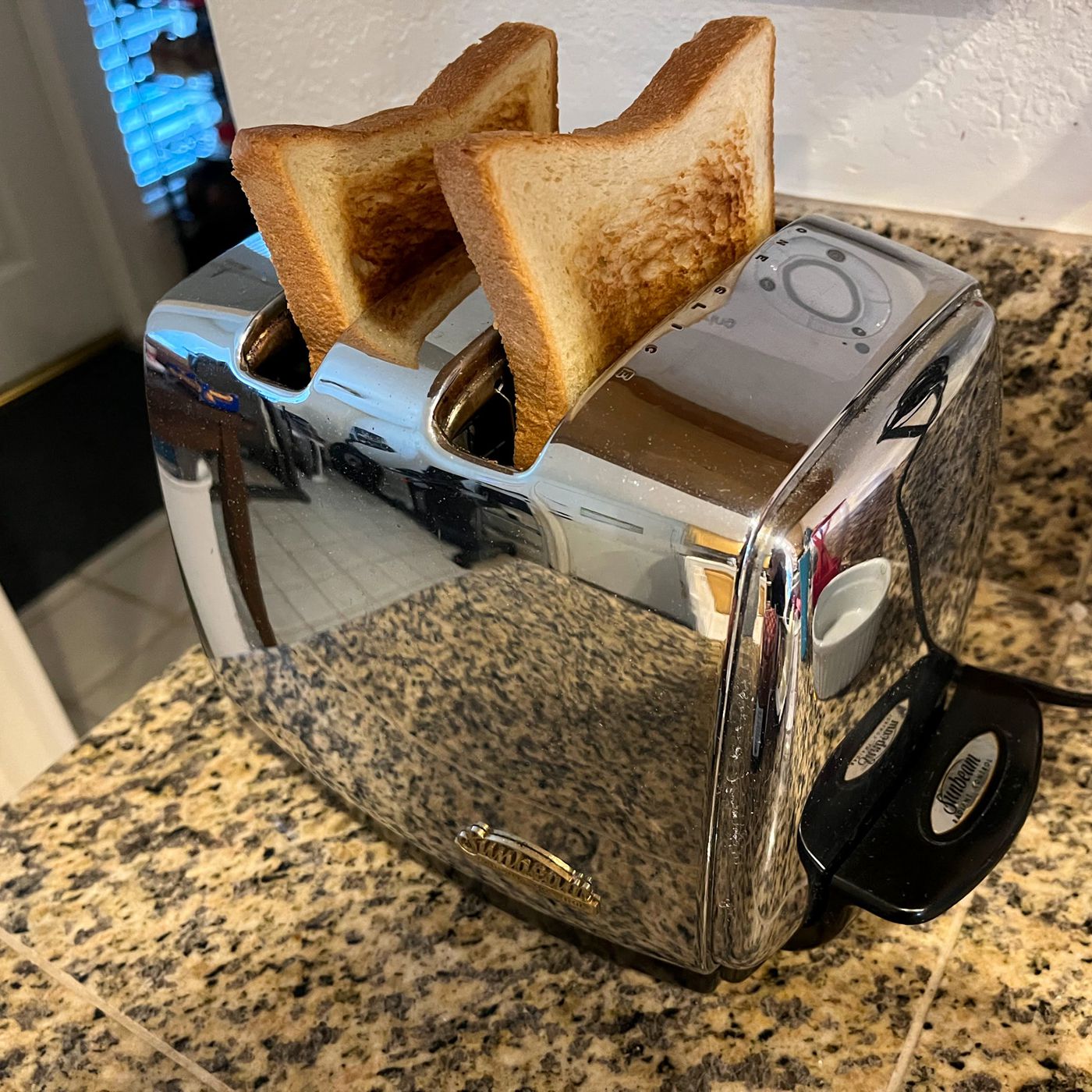 Detail Images Toaster Nomer 26