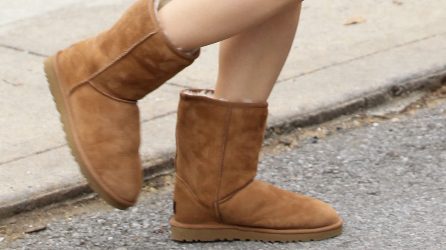 Detail Images Ugg Boots Nomer 33