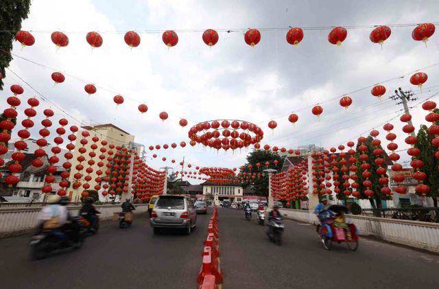 Detail Imlek 2017 Gambar Lampion Imlek Nomer 15