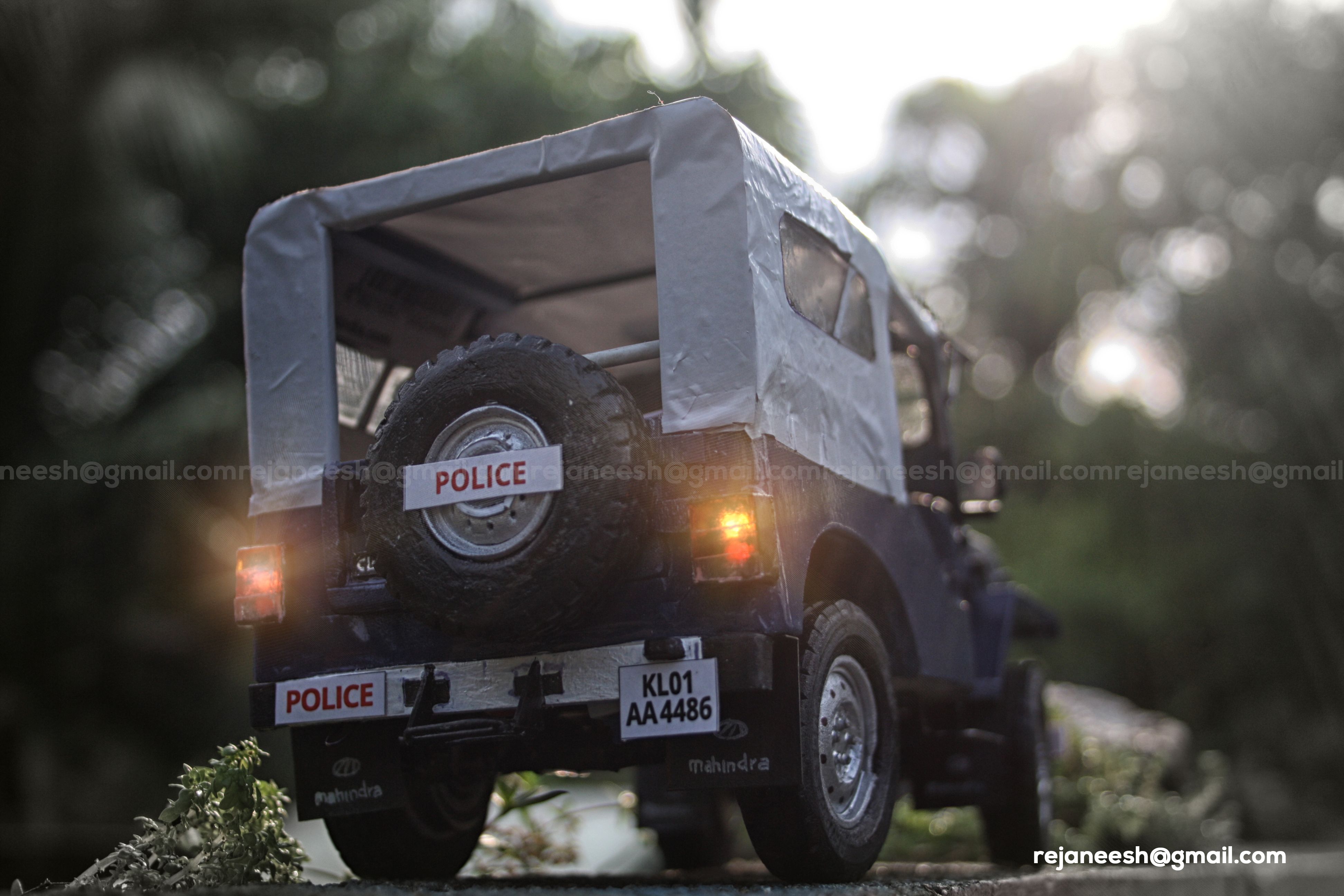 Detail Indian Police Jeep Nomer 30