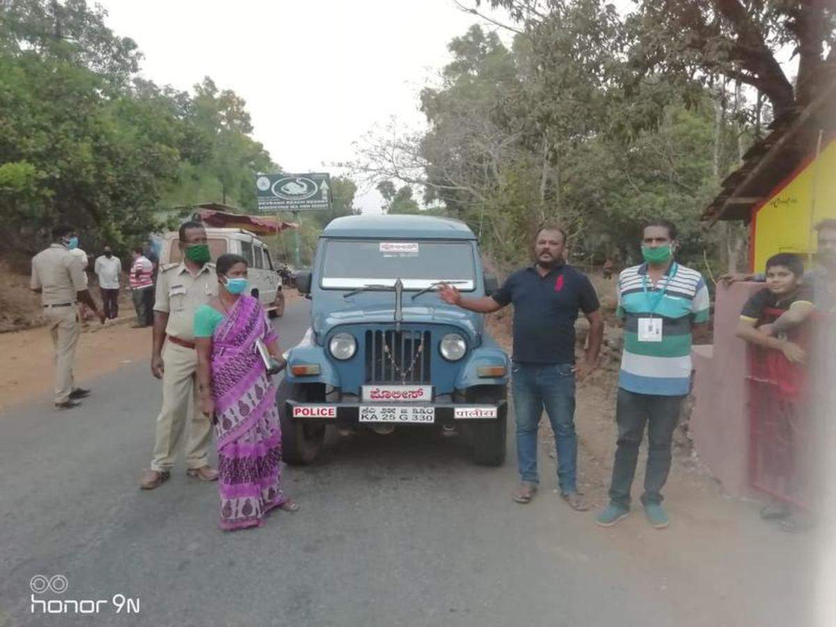 Detail Indian Police Jeep Nomer 35