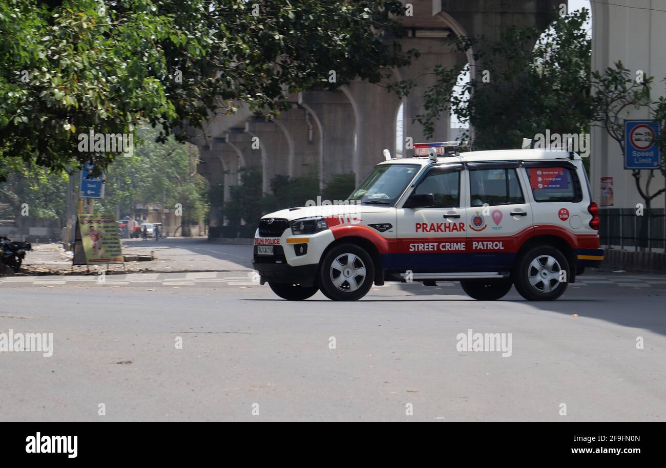 Detail Indian Police Jeep Nomer 38