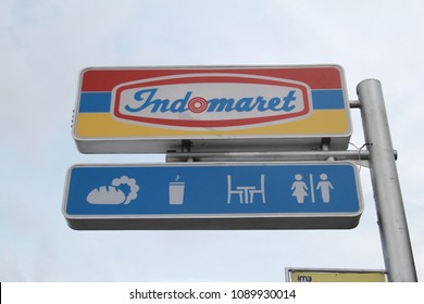 Detail Indomaret Logo Png Nomer 50