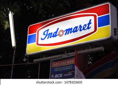 Detail Indomaret Logo Vector Nomer 14