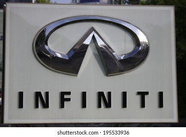 Detail Infiniti Vehicle Symbol Nomer 44