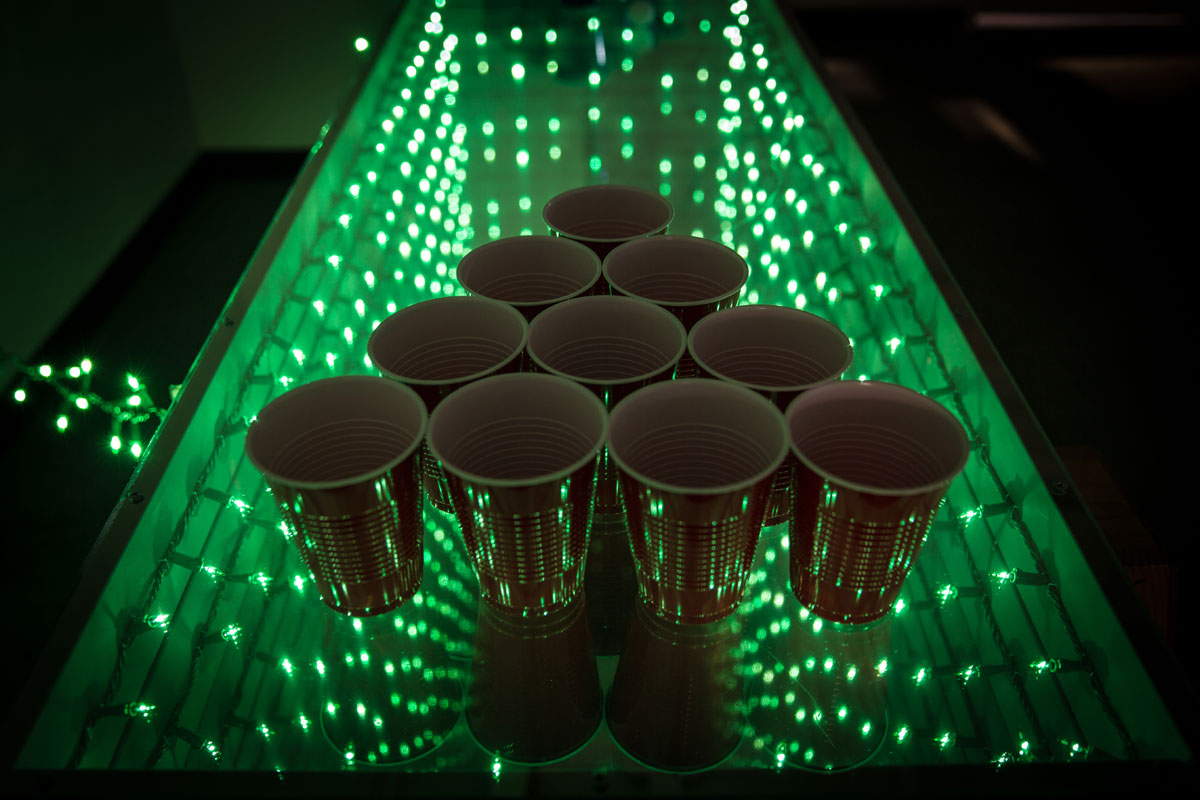 Detail Infinity Mirror Beer Pong Table Nomer 7