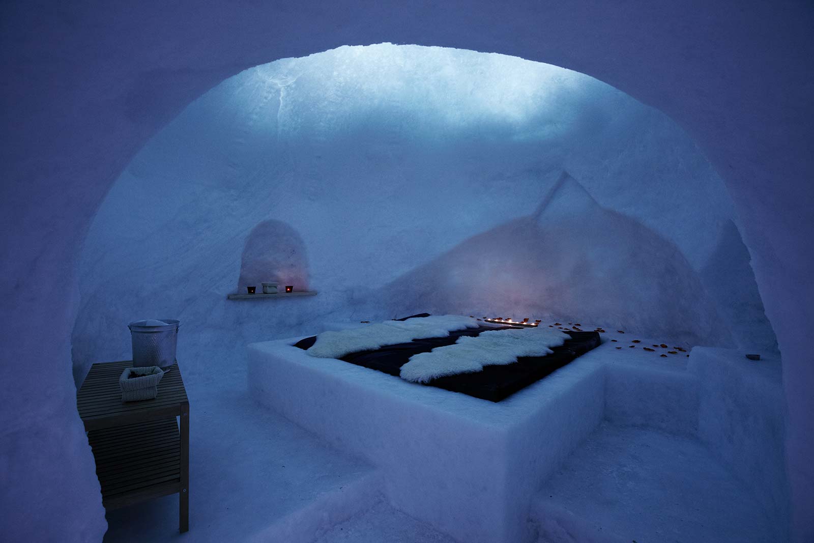 Detail Inside Real Igloo Images Nomer 6