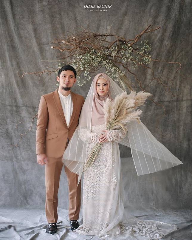 Detail Inspirasi Foto Prewedding Indoor Nomer 21