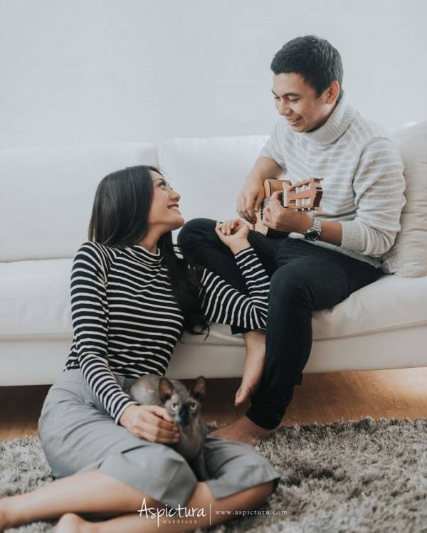 Detail Inspirasi Foto Prewedding Indoor Nomer 51