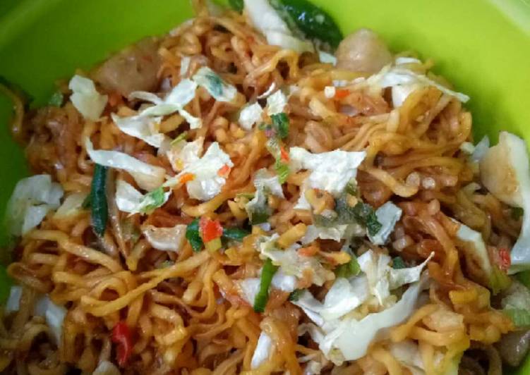 Detail Instruksi Gambar Mie Dan Bumbu Nasi Goreng Nomer 18