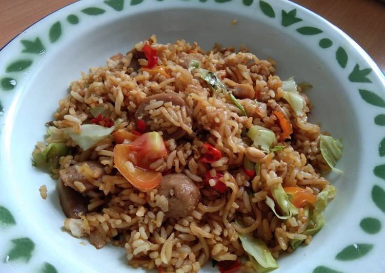 Detail Instruksi Gambar Mie Dan Bumbu Nasi Goreng Nomer 4