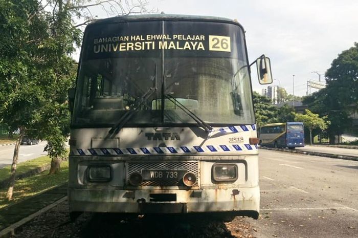 Detail Interior Bus Jadul Nomer 17