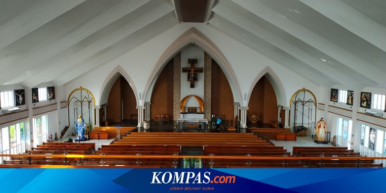 Detail Interior Gereja Katolik Nomer 25