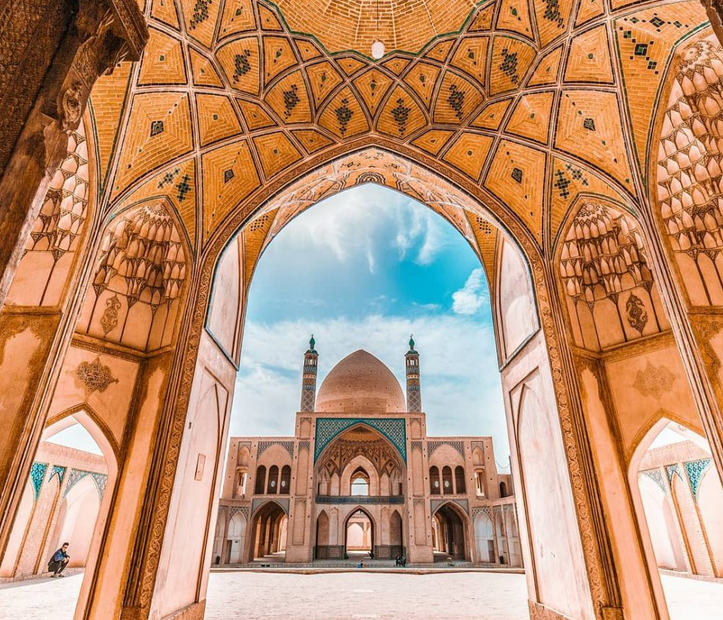 Detail Interior Masjid Terindah Di Dunia Nomer 15