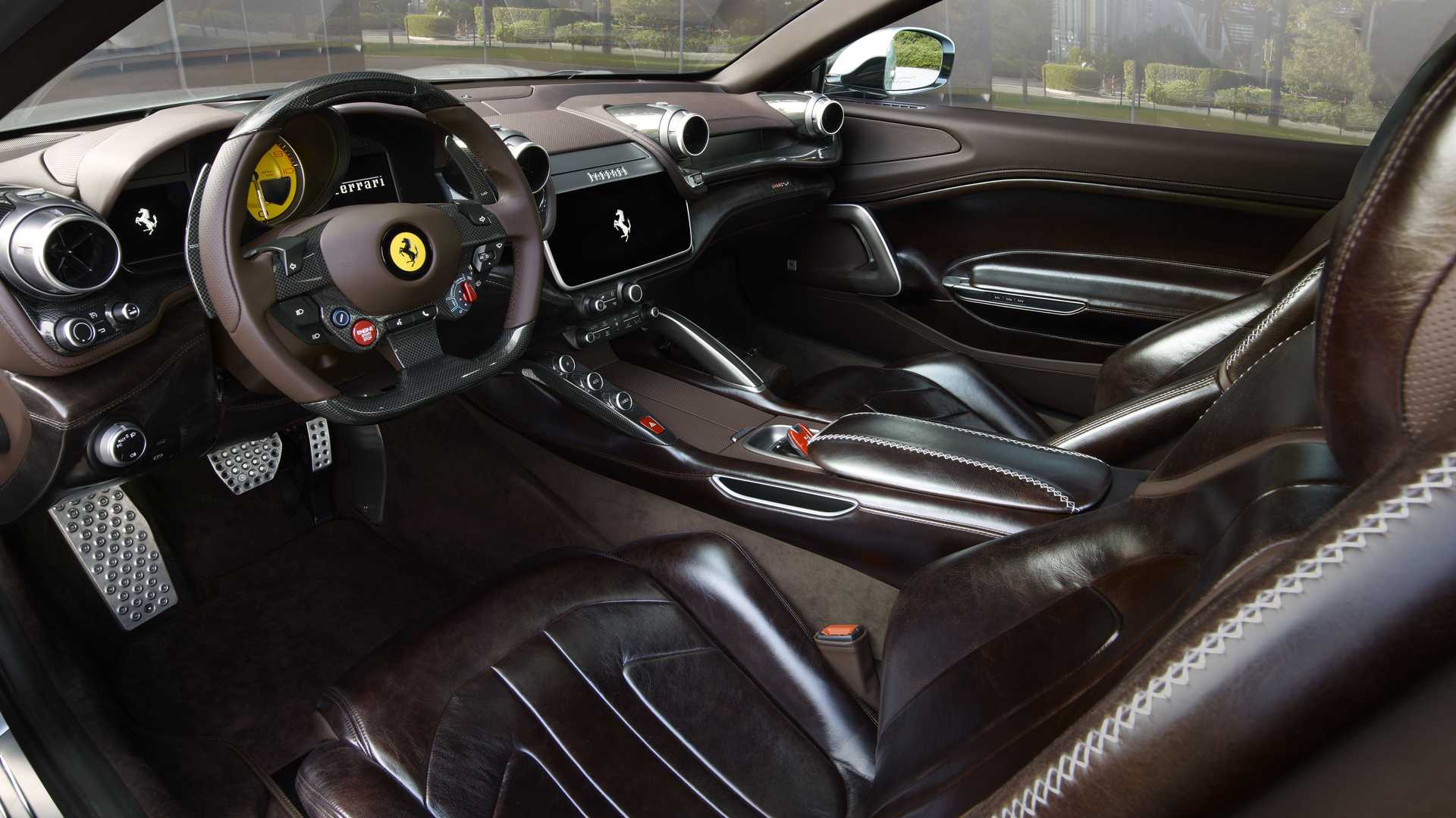 Detail Interior Mobil Ferrari Nomer 38
