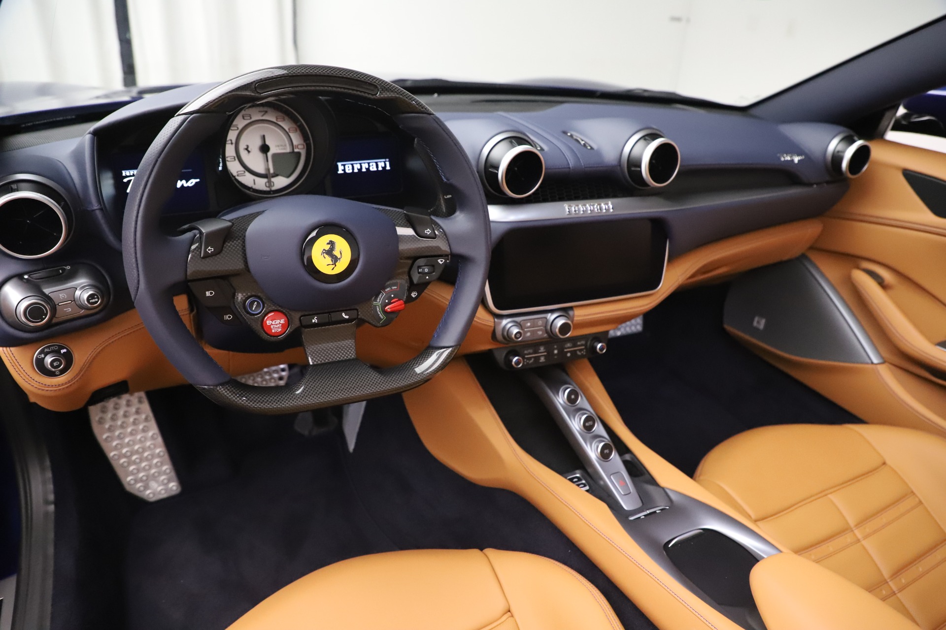 Detail Interior Mobil Ferrari Nomer 47