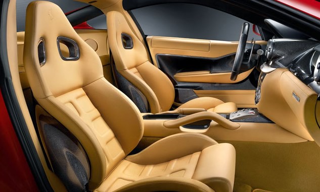 Detail Interior Mobil Sedan Nomer 31