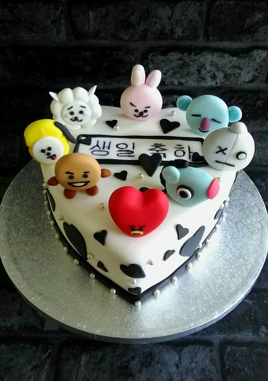 Detail Desain Kue Bts Nomer 25